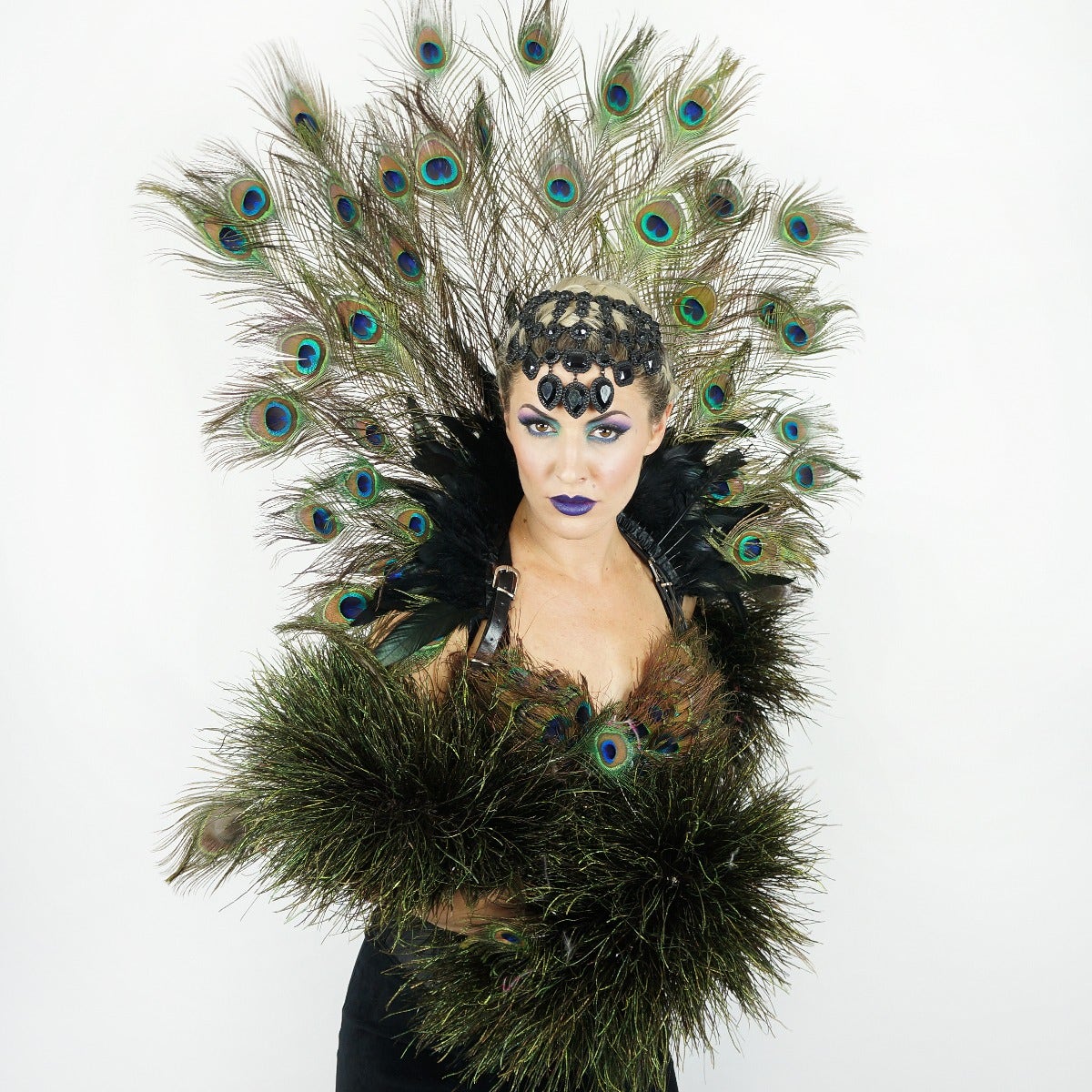 Majestic Peacock Feather Collar Headdress - Natural With Black