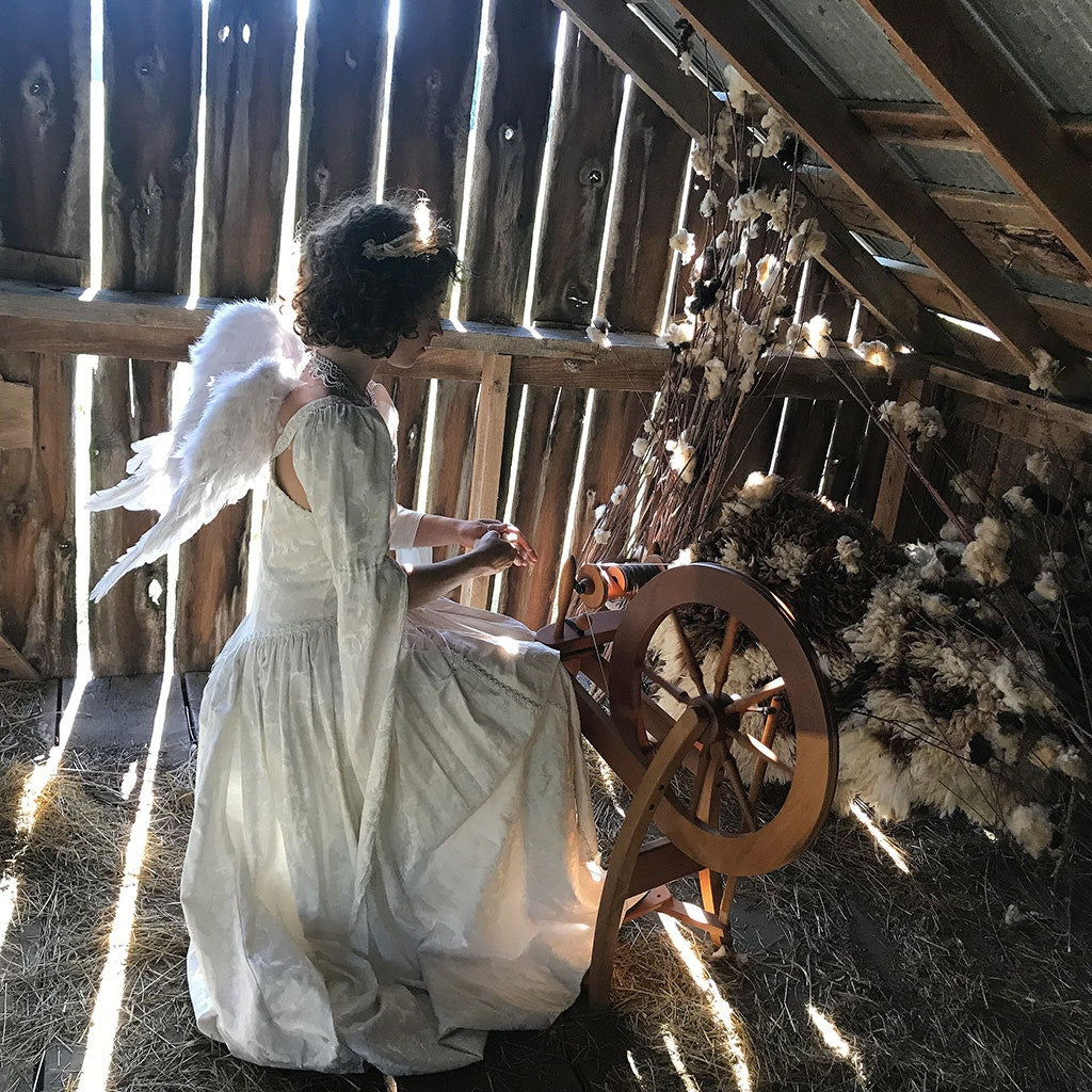 White Angel Fairy Costume Wings - Small Adult and Teens Halloween Costume & Cosplay Feather Wings