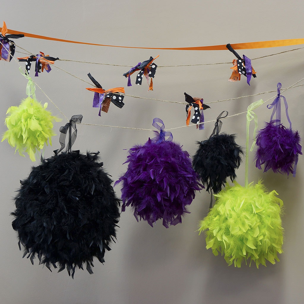Chandelle Feather Pom Poms - Purple - 6"