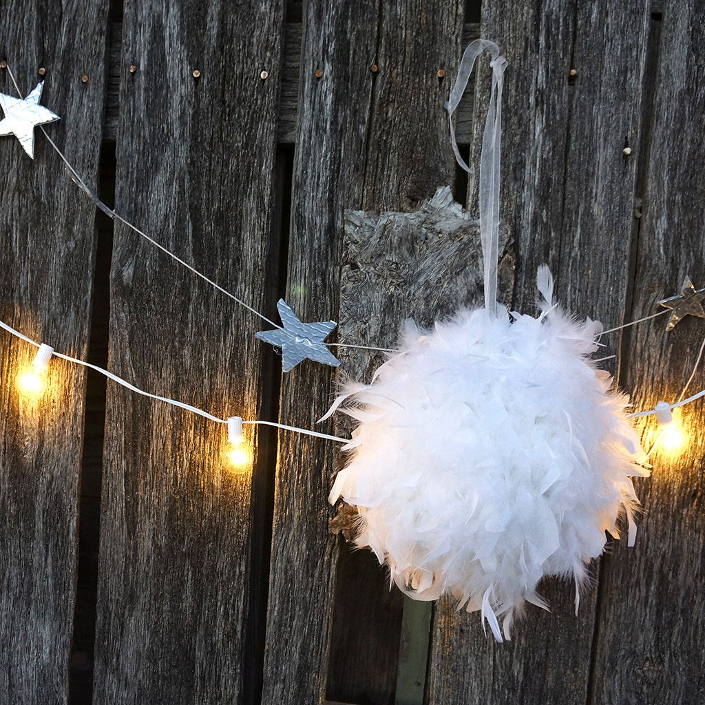 Chandelle Feather Pom Poms - White - 18"