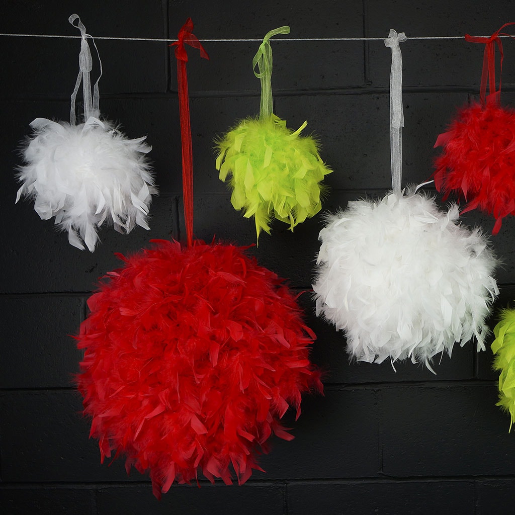 Chandelle Feather Pom Poms - White - 6"