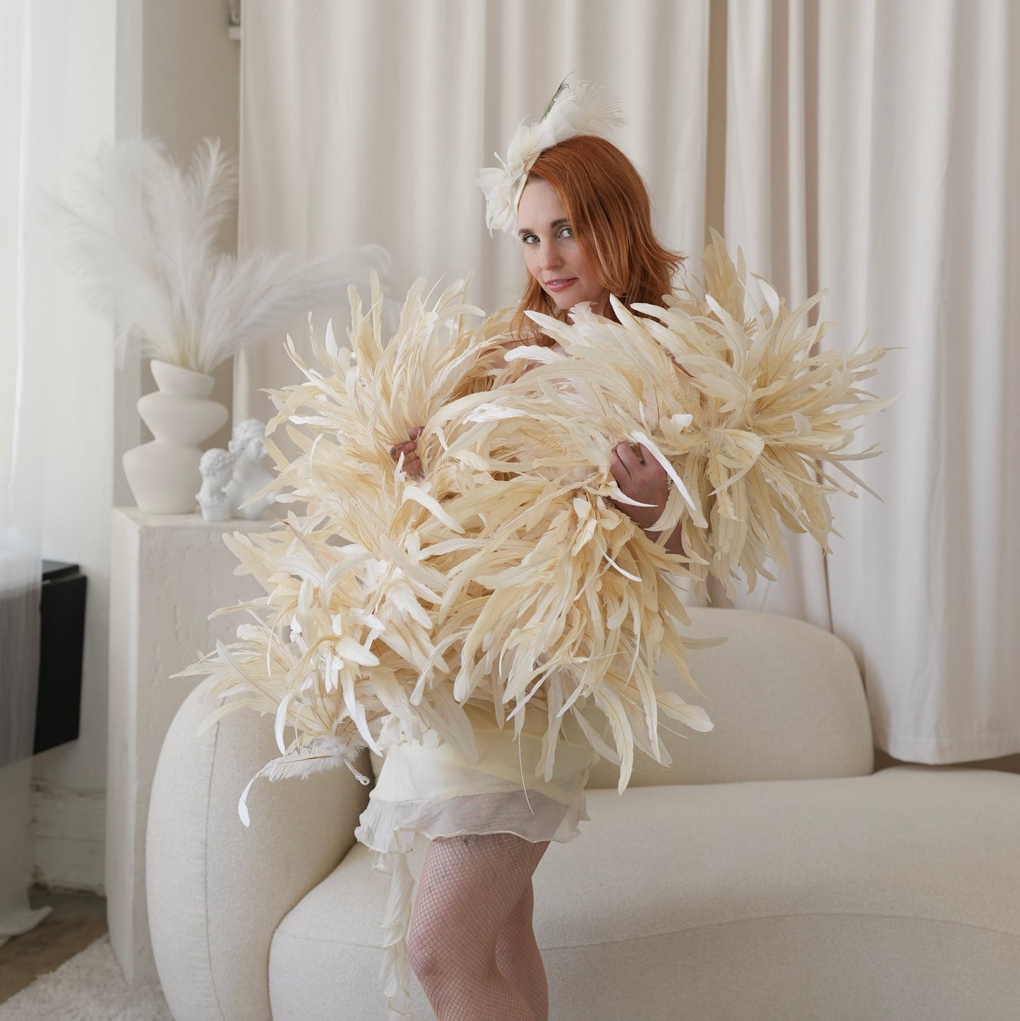 Deluxe Rooster Coque Feather Boa - Beige