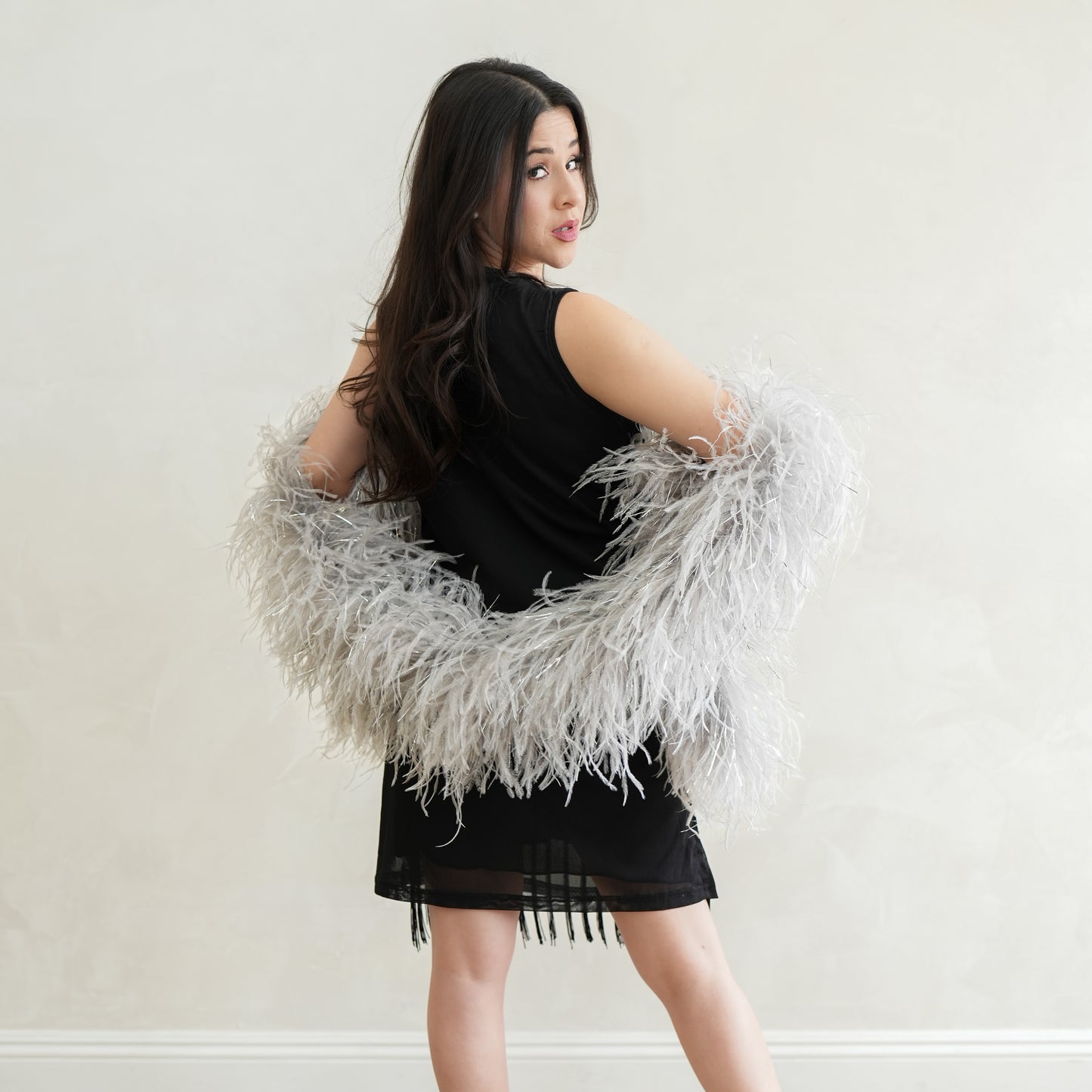 Silver 4 Ply Ostrich Feather Boa with Lurex