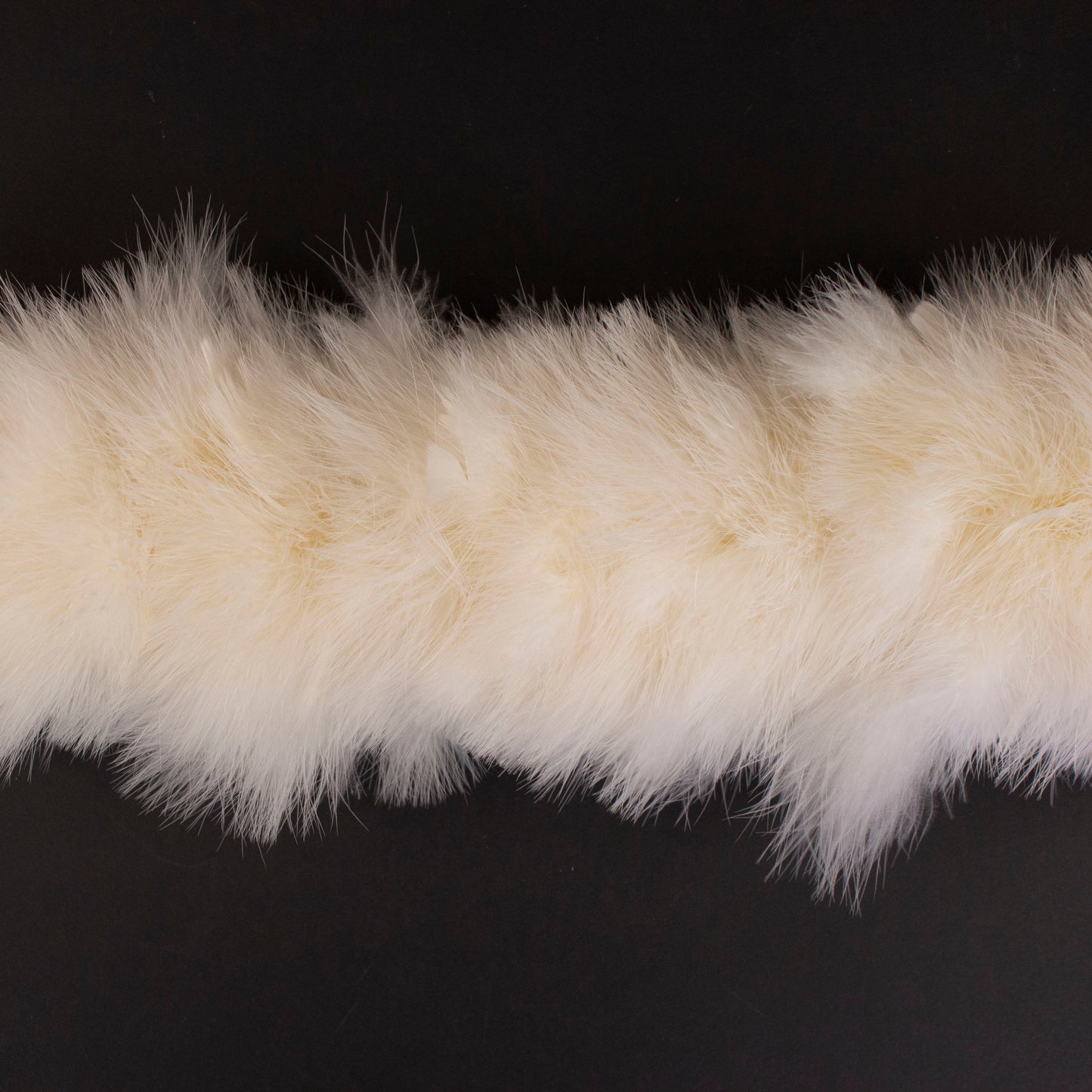 Marilyn Feather Boa - Ivory