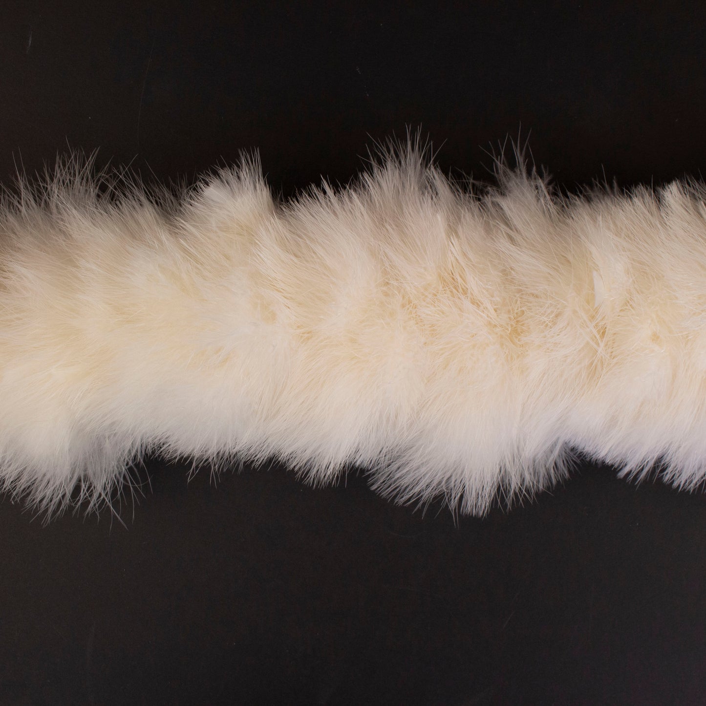 Marilyn Feather Boa - Ivory