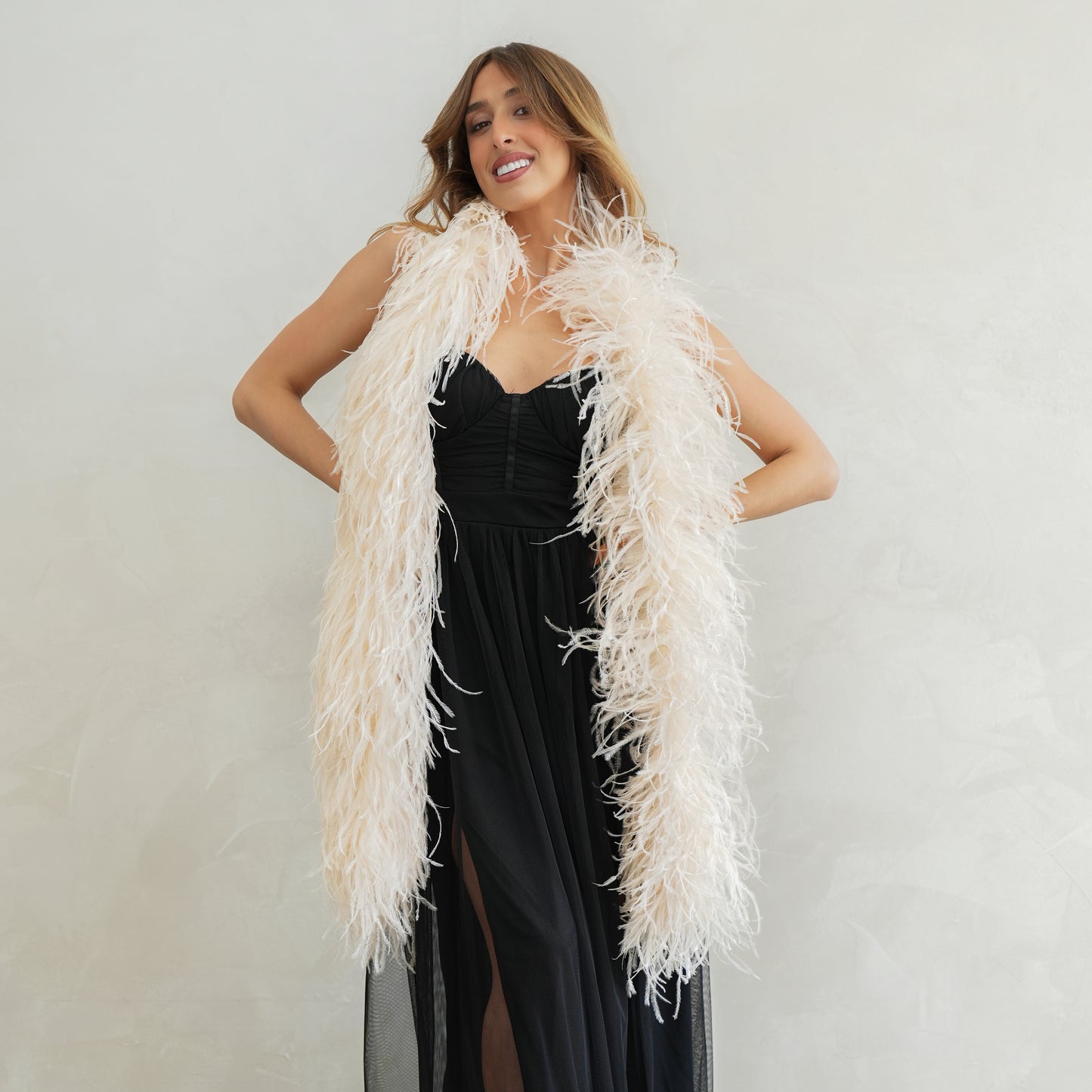 Ivory 4 Ply Ostrich Feather Boa