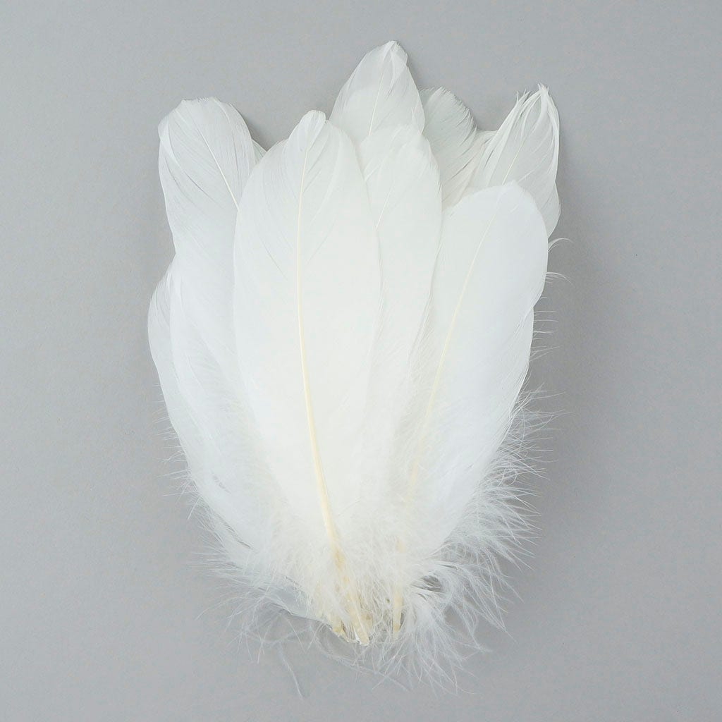 Bulk Goose Pallet Feathers 6-8 Inch - 1/4 LB - White